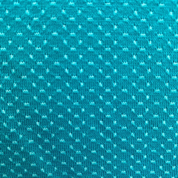 Women’s Nike Aqua Short Sleeve Dri Fit Shirt - Picture 7 of 11